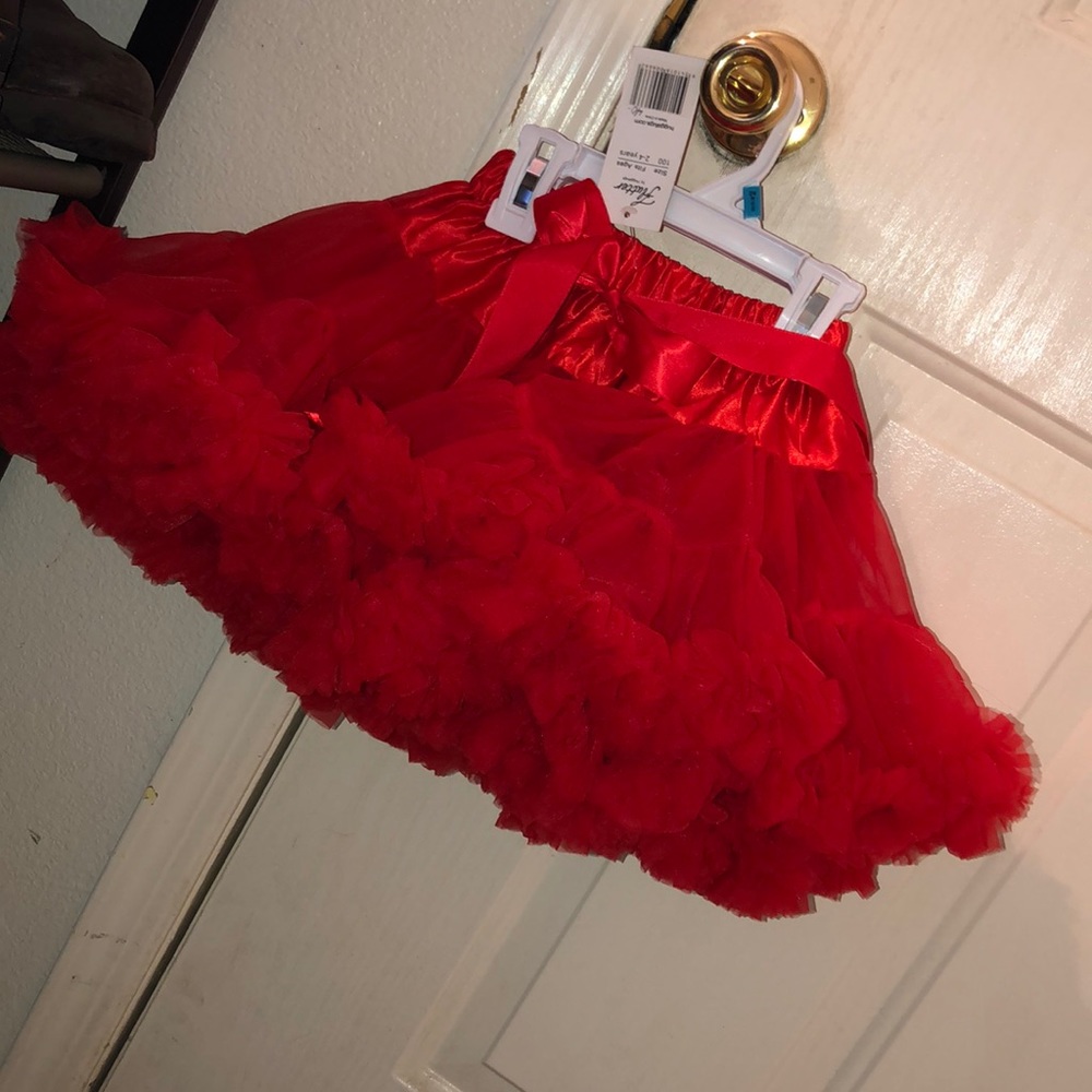 Flatter red tutu